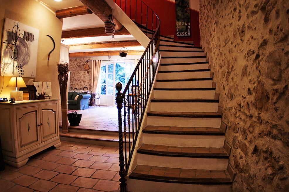 L'Abri Du Poete Besse-sur-Issole Exterior foto