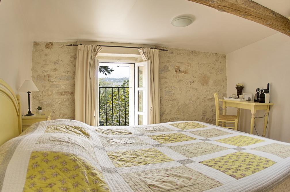 L'Abri Du Poete Besse-sur-Issole Quarto foto